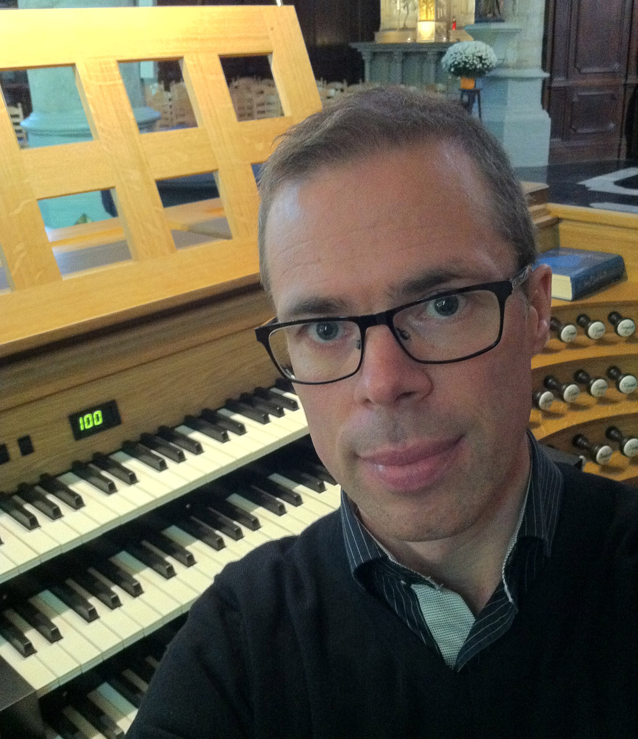 Organista svedese Fredrik Albertsson+