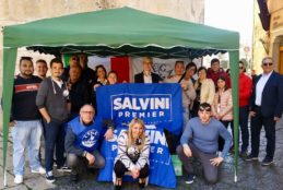 ”Lega Salvini Premier Fondi” tra la gente